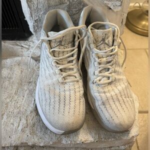 Nike Air Jordan B Fly Sneakers